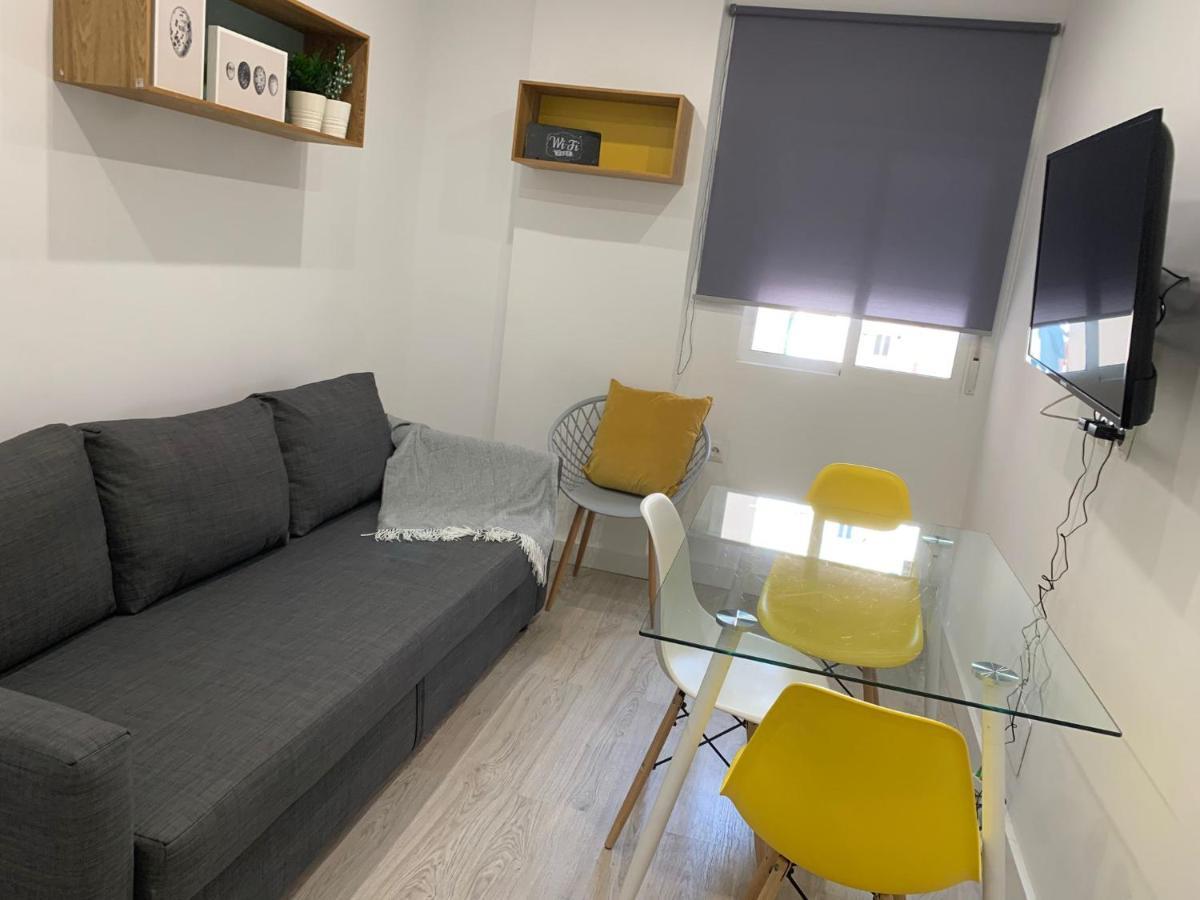 Apartamento—Centro Parking Gratis Grupos Apartment Malaga Exterior photo