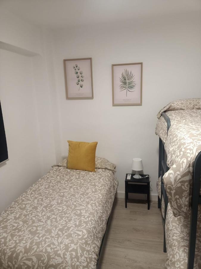 Apartamento—Centro Parking Gratis Grupos Apartment Malaga Exterior photo